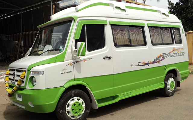 Tempo Traveller in Mumbai